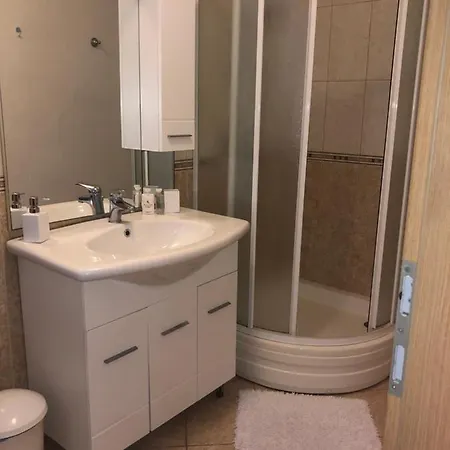 Korda Apartment *